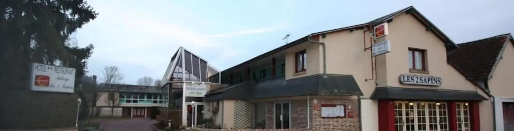 Hotel Restaurant Les Deux Sapins - Dış Mekan