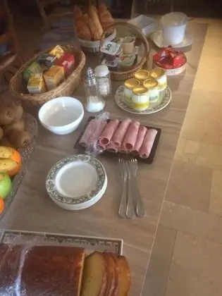 Hotel Restaurant Les Deux Sapins - Yerinde Yemek