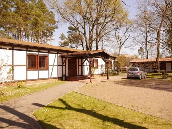 Hotel & Restaurant Lindengarten - Dış Mekan