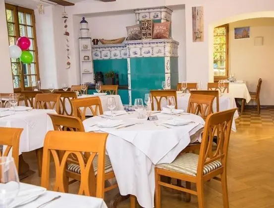 Hotel Restaurant Löwen Worb - Yerinde Yemek