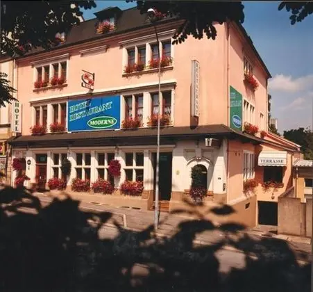 Hotel Restaurant Moderne Bellavi - Dış Mekan