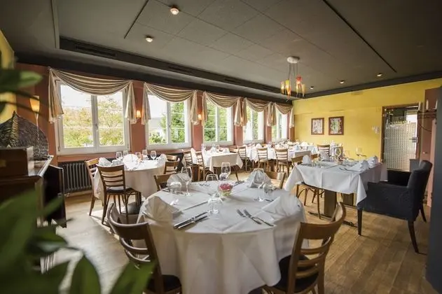 Hotel Restaurant Neuhaus - Yerinde Yemek