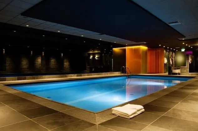 Hotel Restaurant Oud London - Havuz