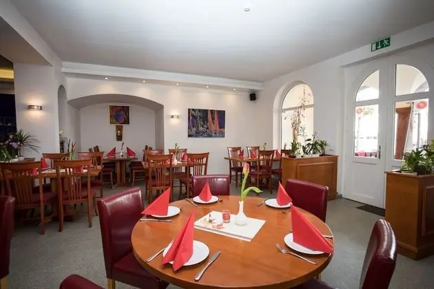 Hotel & Restaurant Ratskeller Nideggen - Yerinde Yemek