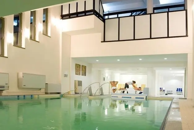 Hotel & Restaurant Sofia - Havuz