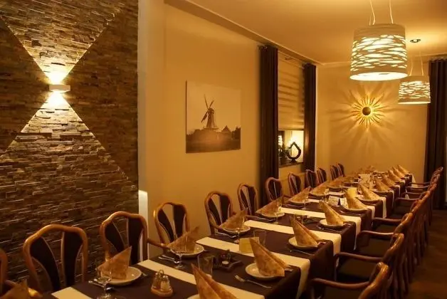 Hotel Restaurant Sonnenhof - Yerinde Yemek