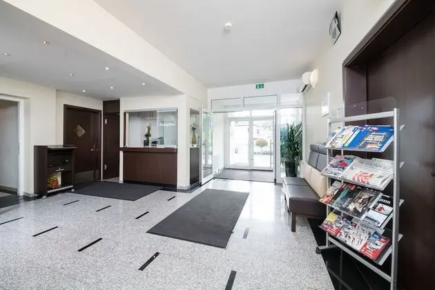 Hotel Restaurant Vater Rhein - Lobi