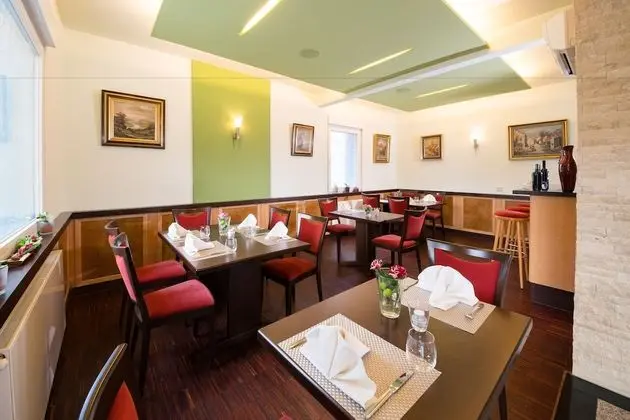 Hotel Restaurant Vater Rhein - Yerinde Yemek