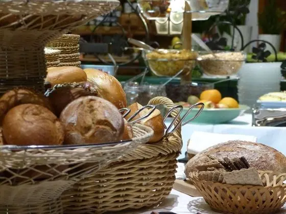 Hotel-Restaurant zum Ochsen - Yerinde Yemek