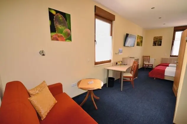 Hotel Restaurant Zur Mainlust - Oda Düzeni