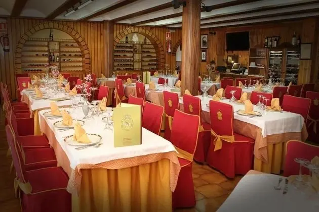 Hotel Restaurante El Cortijo de Miajadas - Yerinde Yemek