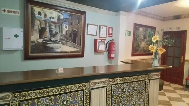 Hotel Restaurante Montserrat - Lobi