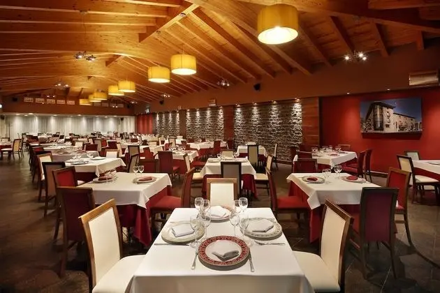 Hotel Restaurante Revestido - Yerinde Yemek