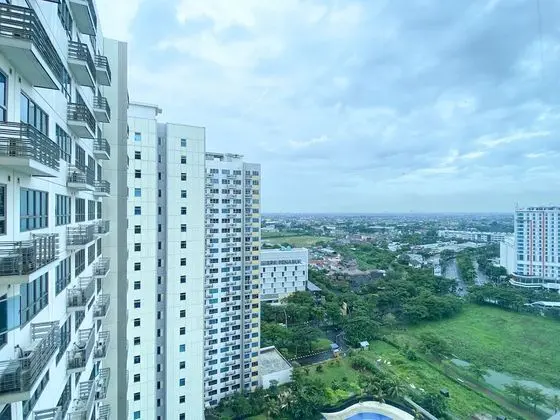 Restful And Functional Studio Apartment At Springlake Summarecon Bekasi - Dış Mekan