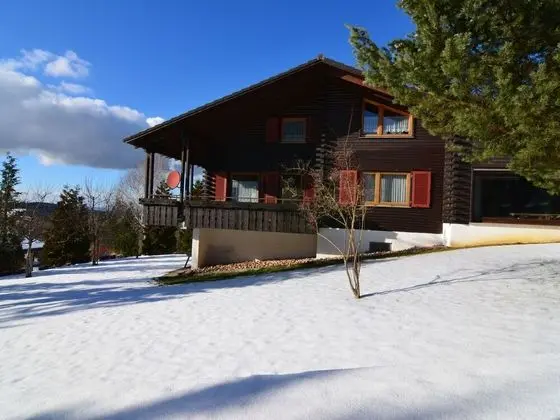 Restful Holiday Home in Deilingen With Terrace, Garden & Views - Dış Mekan