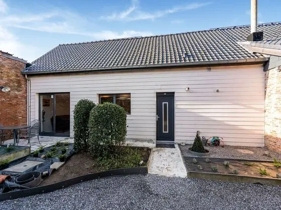 Restful Holiday Home in Herselt With Garden - Öne Çıkan Resim