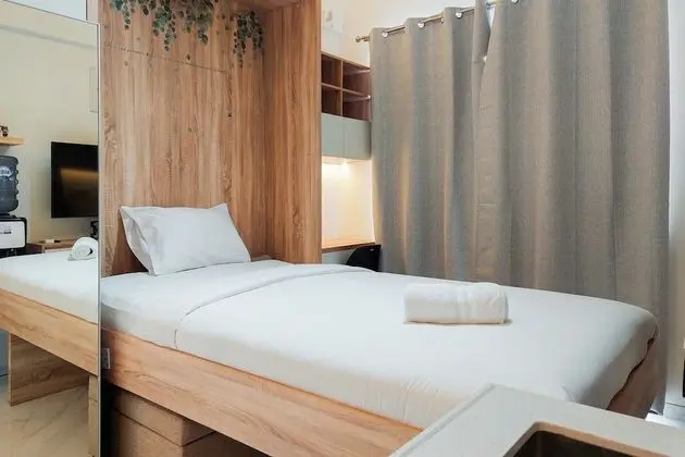 Restful Studio Room At Sky House Bsd Apartment