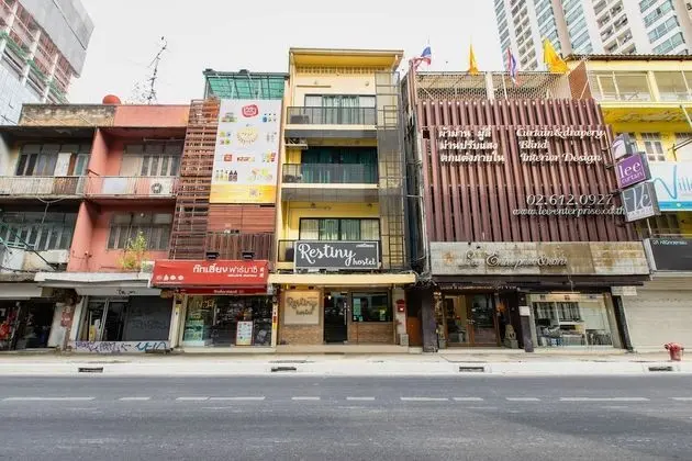 Restiny Hostel