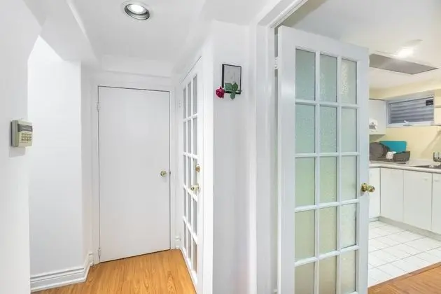 Retreat to a Beautiful Suite in Toronto - İç Mekan