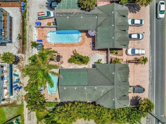 The Retreat at Anna Maria Island Inn