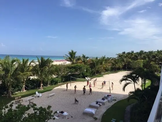 The Retreat Collection at 1 Hotel & Homes South Beach - Plaj