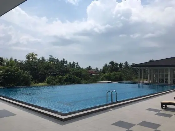 Retreat At Fairway Galle - Havuz