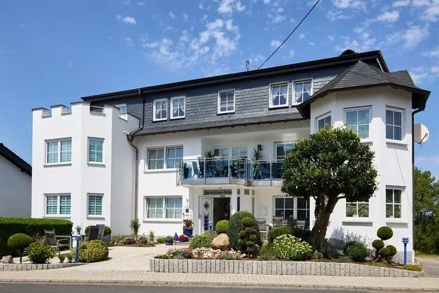 Hotel Retterath am Nürburgring - Dış Mekan