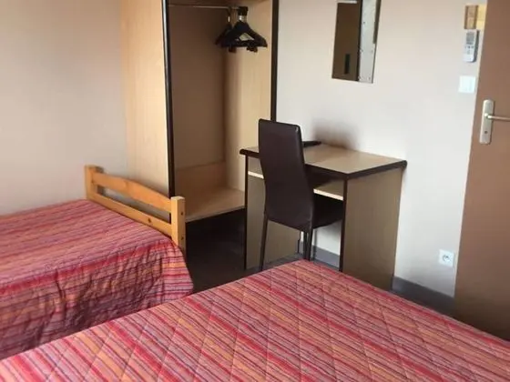 Rev'Hotel - Oda