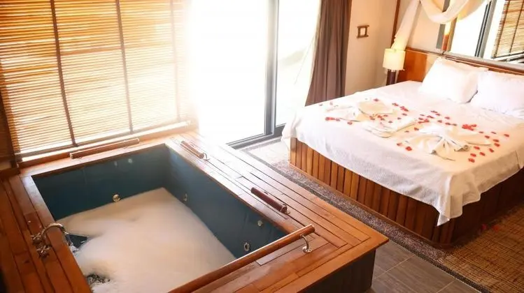 Reva Miami Hotel Restaurant SPA Kozbeyli - Genel