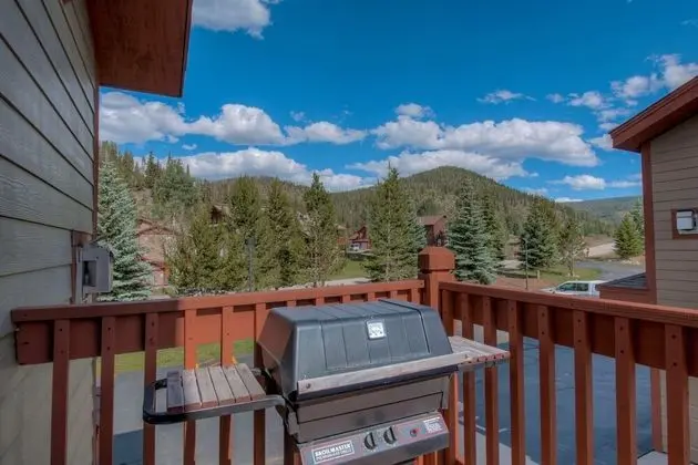 Revette Retreat