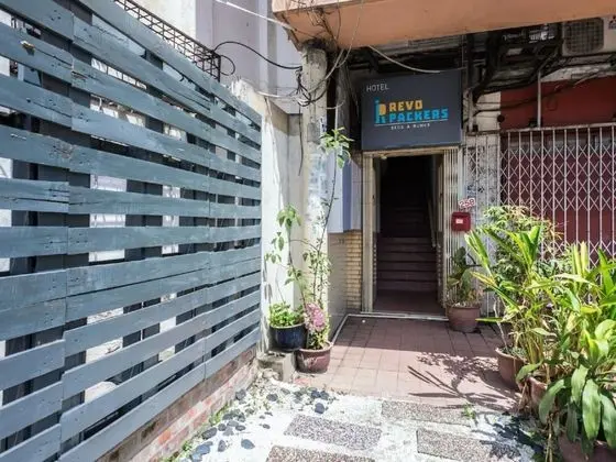 Revopackers - hostel - Dış Mekan