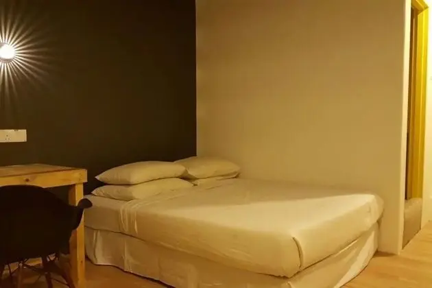 Revopackers - hostel - Oda
