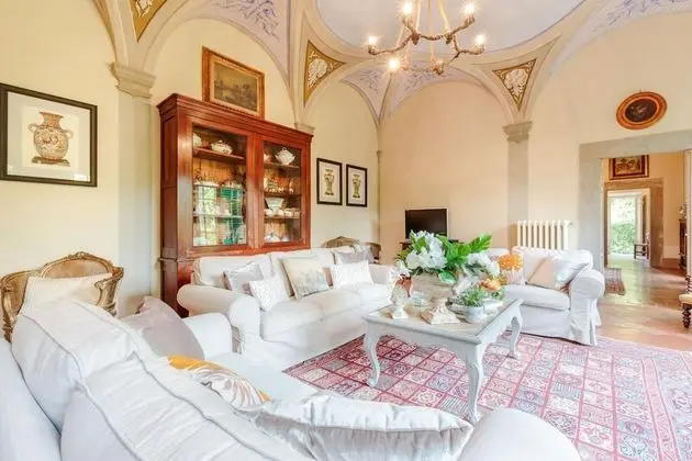 Rewind In Style In a Renaissance Villa With Pool Among the Vineyards in Lucca Property Overview
