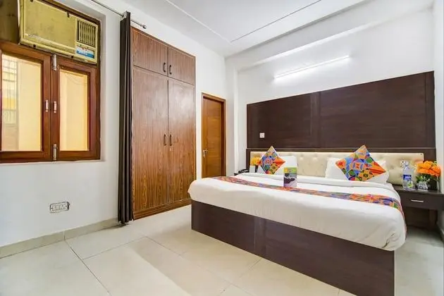 RG Corporate Suites