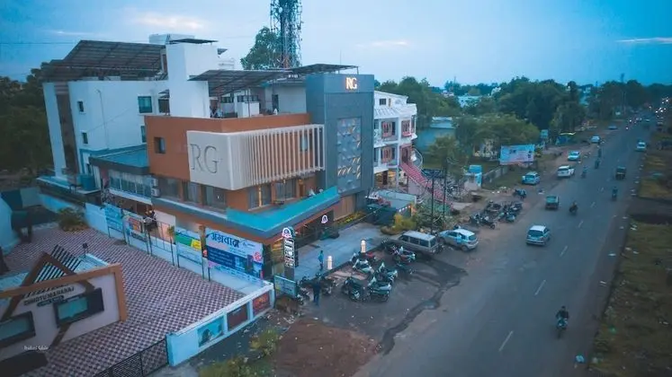RG Exclusive Hotel-Akola