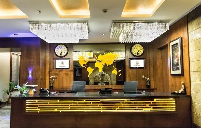 RG Royal Hotel and Convention - Lobi