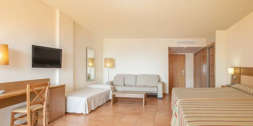 RH Casablanca Suites