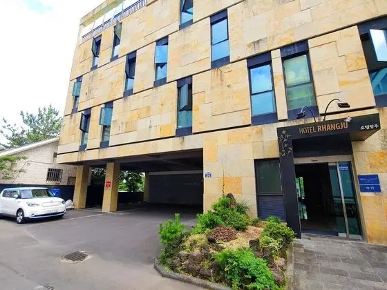 Hotel Rhangju