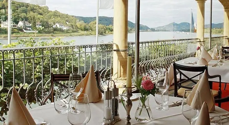 Rheinhotel Schulz - Yeme / İçme