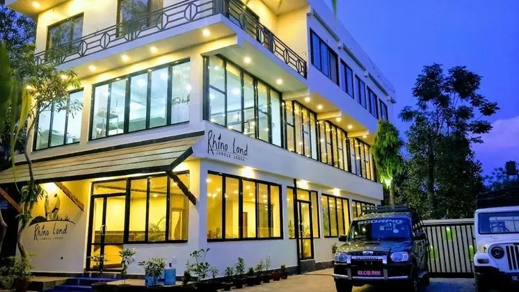 Rhino Land Jungle Lodge