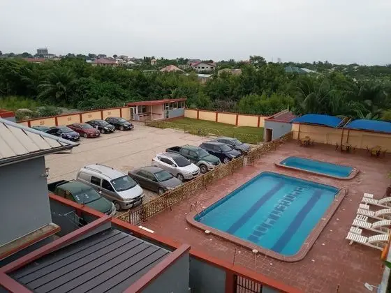 Rhogem Hotel