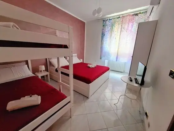 Rhome Sweet Rhome Suite