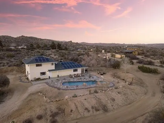 Rhythm by Avantstay Stunning Home w/ Pool, Hot Tub & Sweeping Views - İç Mekan