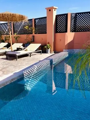 Riad 64 - Havuz