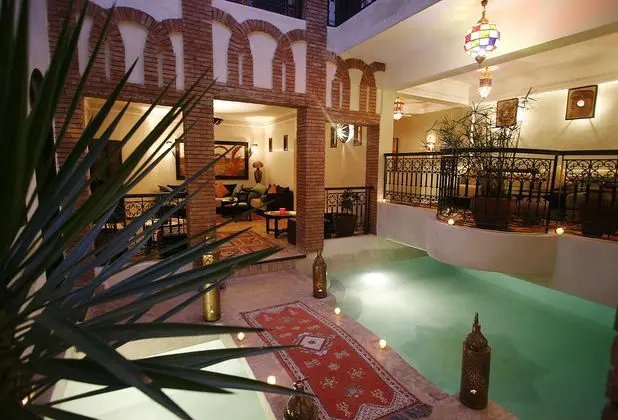 Riad Al Rimal - Genel
