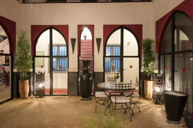 Riad Alegria - Lobi