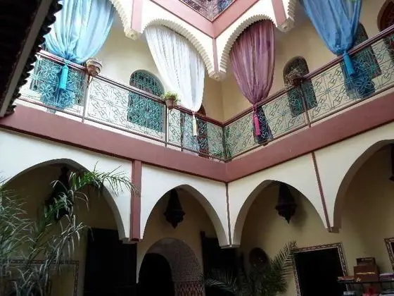 Riad Assalam - Genel