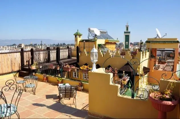 Riad Atika Mek