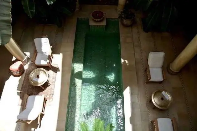 Riad Azoulay - Havuz