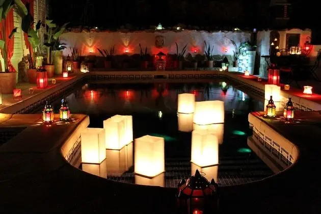 The Riad Azure – Moroccan Style B&B - Havuz